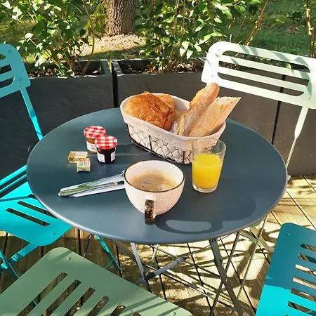Nuit Insolite Dans Un Petit Hobbit En Bois * Senille