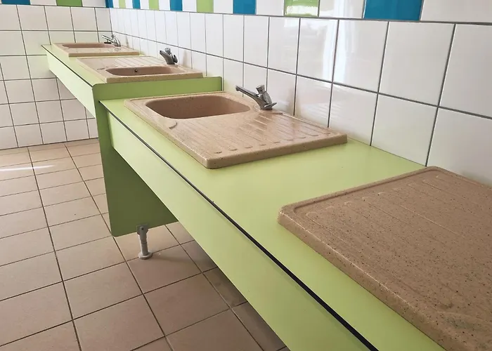 Nuit Insolite Dans Un Petit Hobbit En Bois Senille