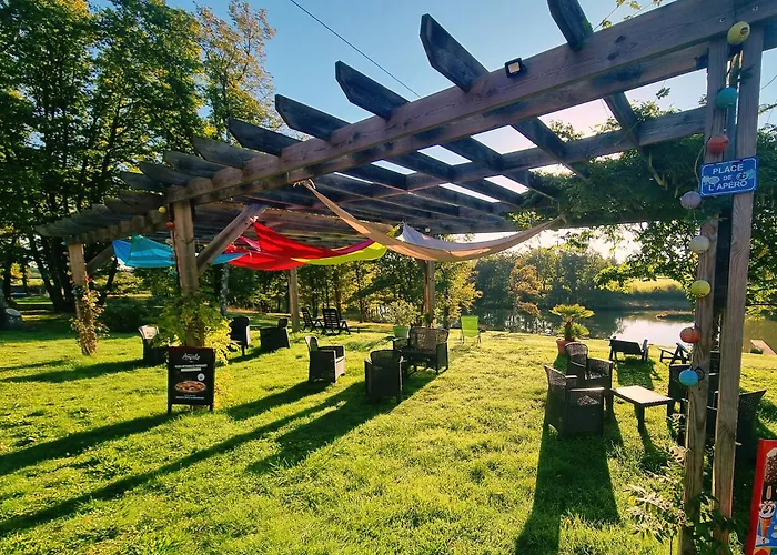 Nuit Insolite Dans Un Petit Hobbit En Bois Senille